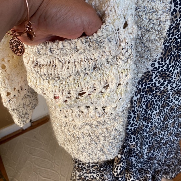 Anthropologie knitted and knotted cardigan - Picture 4 of 11